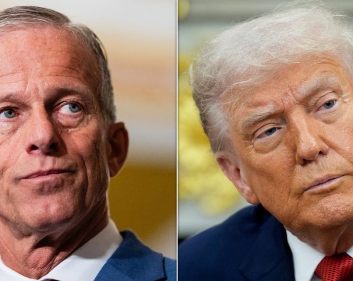 gop-senate-leader-straight-up-says-he’s-‘obviously-very-concerned’-over-the-traitor-trashing-tylenol