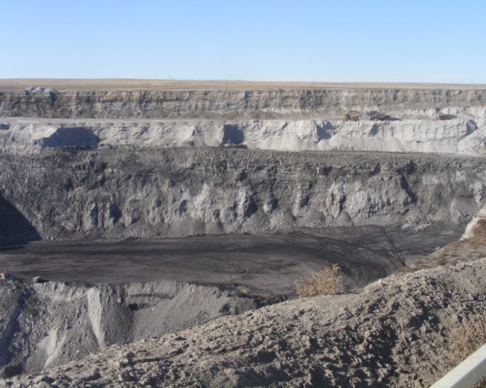 bureau-of-land-management-to-sell-off-federal-coal-reserve-leases-in-wyoming
