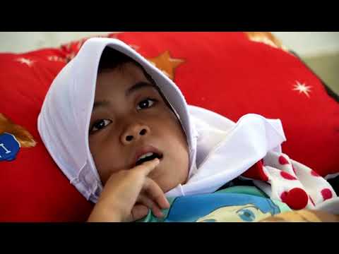 1,000+-indonesians-sick-from-school-meals-|-reuters