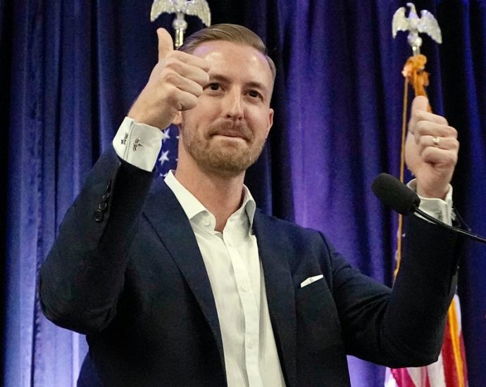 controversial-gop-education-official-quits-to-lead-anti-teachers-union-group