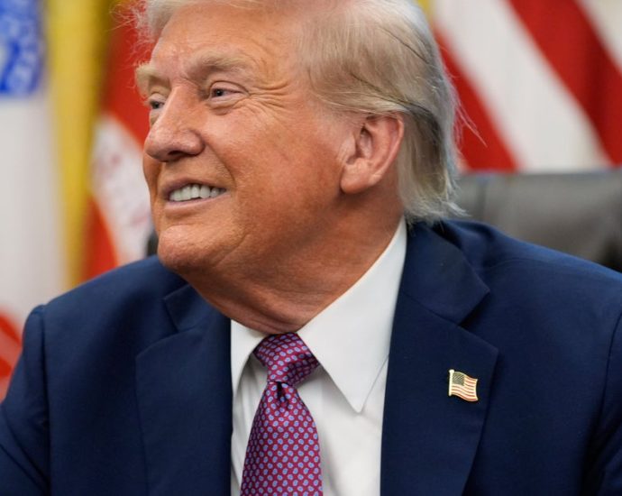 supreme-court-lets-the-traitor-freeze-$4.9b-in-foreign-aid-funds