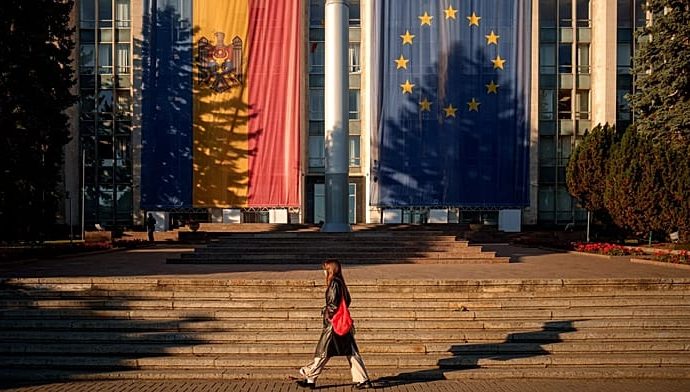 moldova’s-electoral-commission-bars-pro-russian-party-from-sunday’s-parliamentary-vote