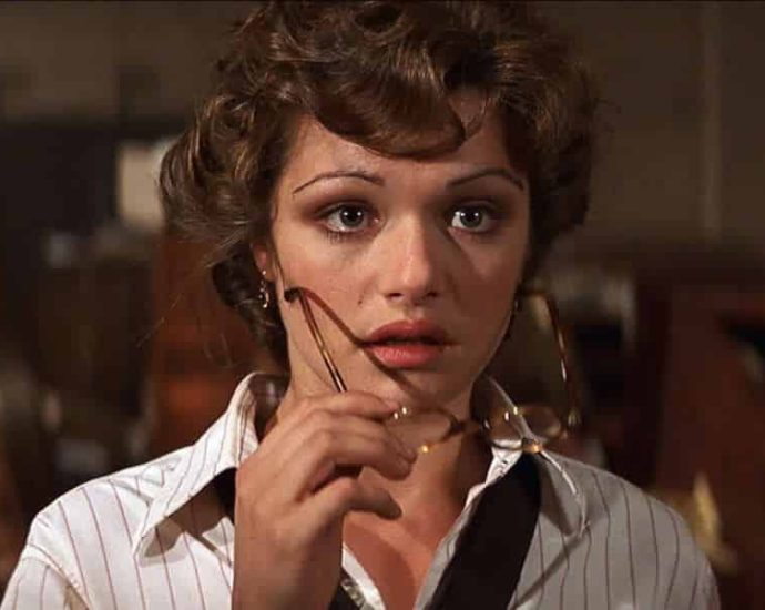 10-movies-that-threw-us-into-full-on-bi-panic