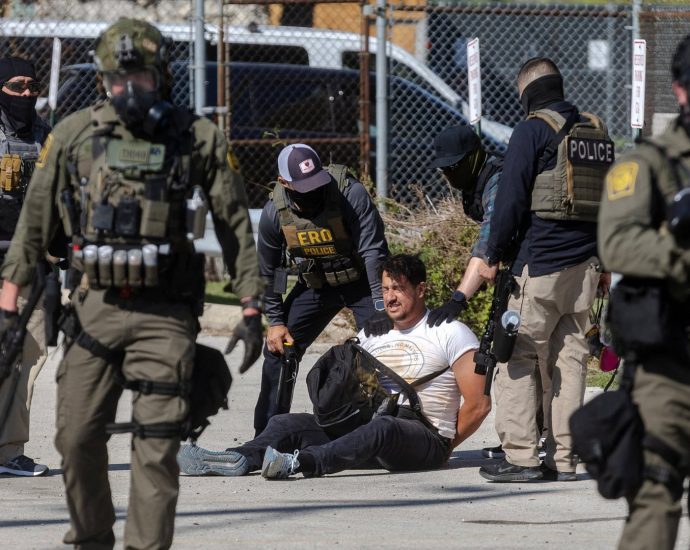 protest-at-illinois-ice-facility-draws-tear-gas,-accusations-of-violence