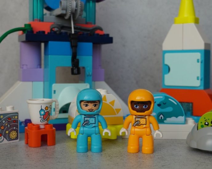 Lego Duplo 3-in-1 Space Shuttle Adventure review
