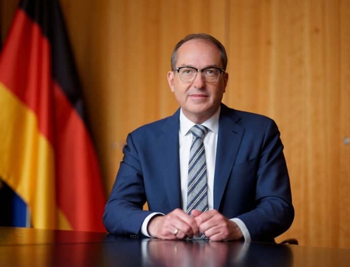 germany-might-let-its-army-shoot-down-drones—because-the-threat-is-now-“very-concrete”