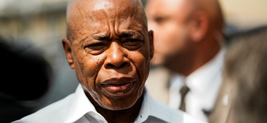 new-york-city-mayor-eric-adams-says-he-won’t-seek-re-election