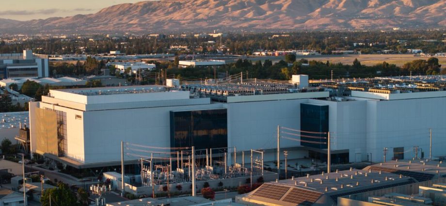 california-lawmakers-send-weaker-proposals-for-data-centers-to-gov.-newsom