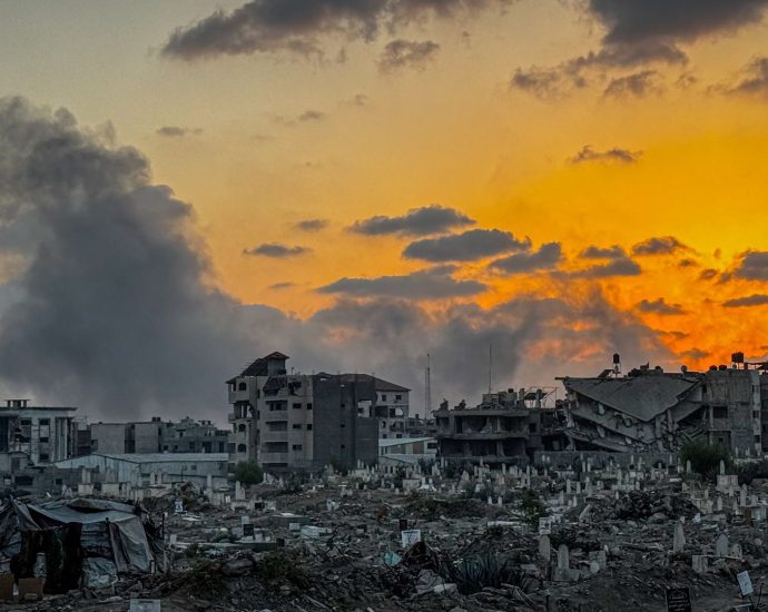 the-traitor-pushing-peace-deal-with-netanyahu-as-israel-ramps-up-offensive-in-gaza