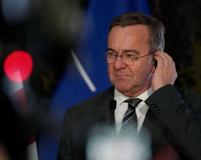 german-def-min-pistorius:-‘russian-federation-is-the-greatest-and-most-immediate-threat-to-nato’