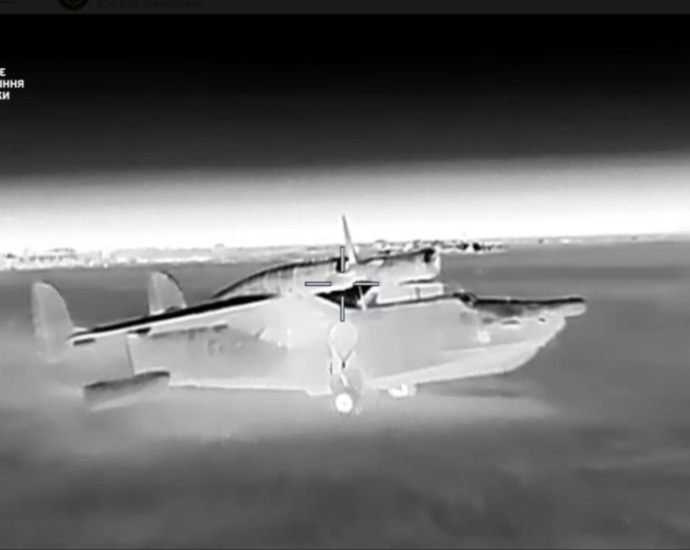 ukraine-hits-the-planes-that-feed-russia’s-missiles