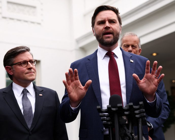 vp-vance-blames-democrats-for-looming-us-government-shutdown