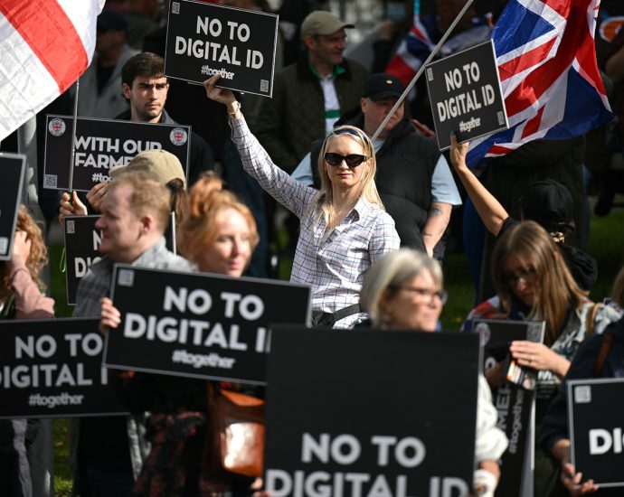 uk’s-digital-id-cards-spark-debate-over-immigration-control-and-privacy