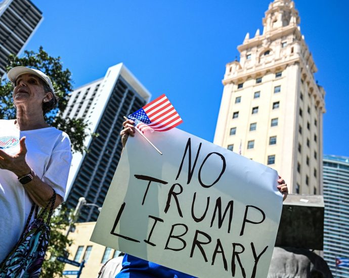 the-traitor’s-library-could-go-next-to-florida’s-freedom-tower-despite-criticism