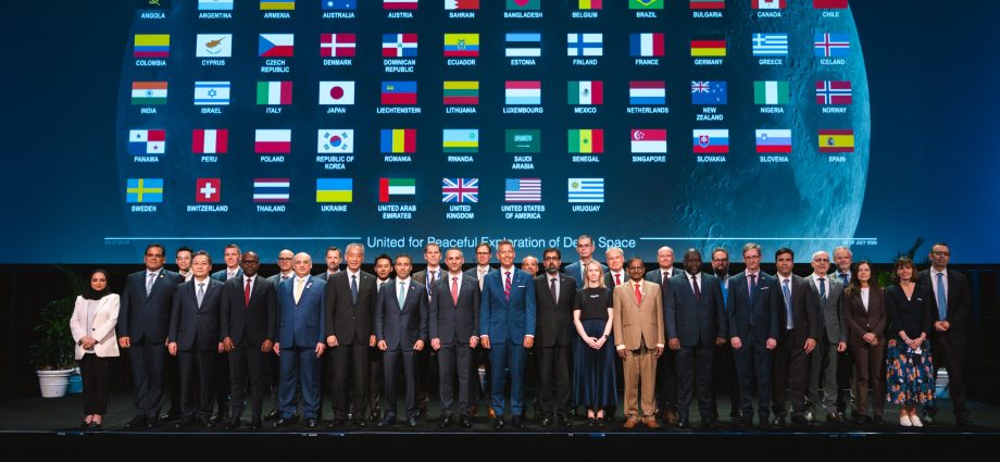 nasa,-international-partners-deepen-commitment-to-artemis-accords