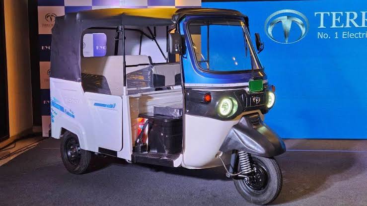 Goodbye to Sazgar? Japan’s Terra Motors Launches Electric Three-wheeler ‘Kyoro’ in Pakistan