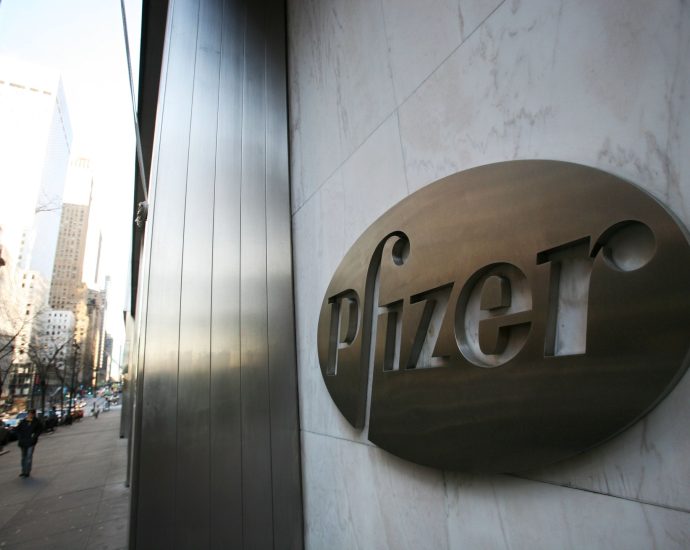pfizer-strikes-deal-with-the-traitor-administration-to-cut-us-drug-prices