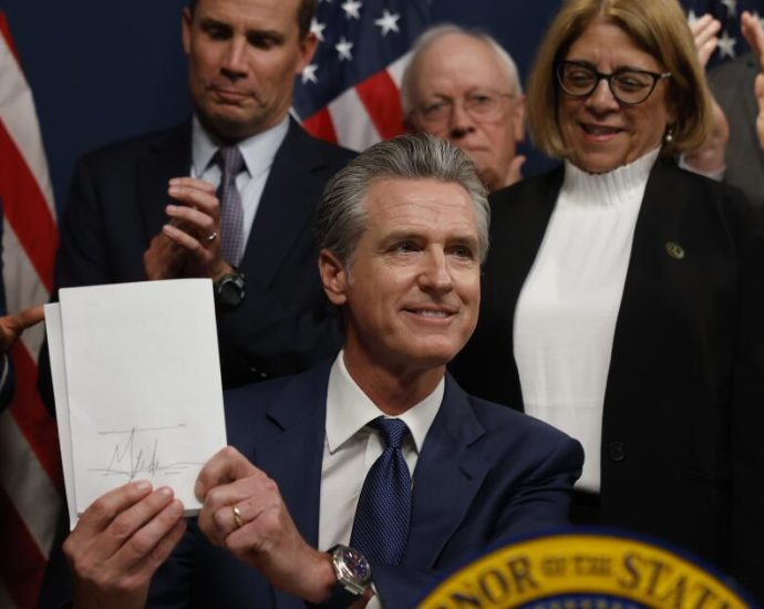 california-voters-were-mailed-inaccurate-guides-ahead-of-november-special-election