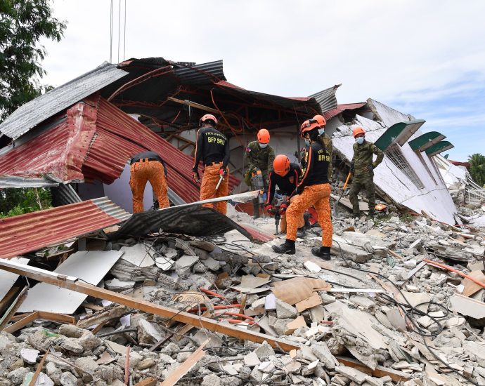 deadly-earthquake-hits-philippines:-what-we-know-so-far