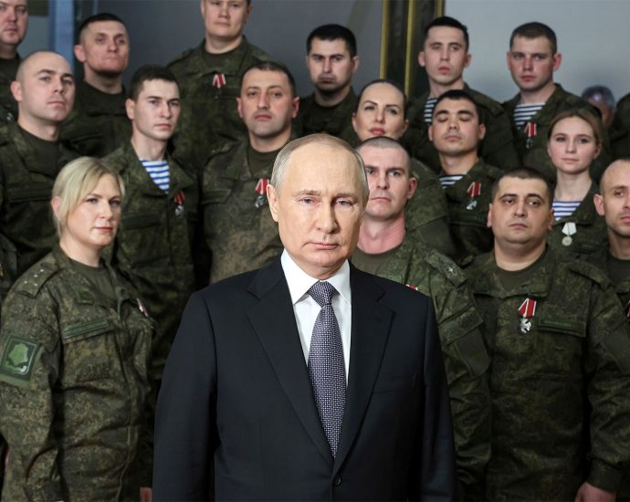 is-russia’s-economy-at-risk-as-oil-revenues-shrink?