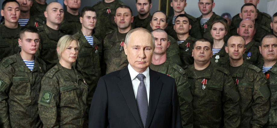 is-russia’s-economy-at-risk-as-oil-revenues-shrink?