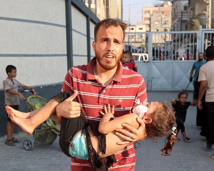 us.-medical-workers-who-volunteered-in-gaza-urge-the-traitor-to-end-support-for-israel’s-assault