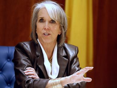 new-mexico-democrats-rush-to-shore-up-safety-net-programs-after-federal-cuts