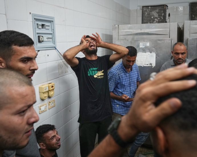 live:-israel-attacks-kills-at-least-65;-sumud-flotilla-nears-gaza