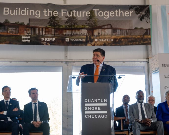 as-chicago-quantum-campus-breaks-ground,-residents-call-for-community-benefits