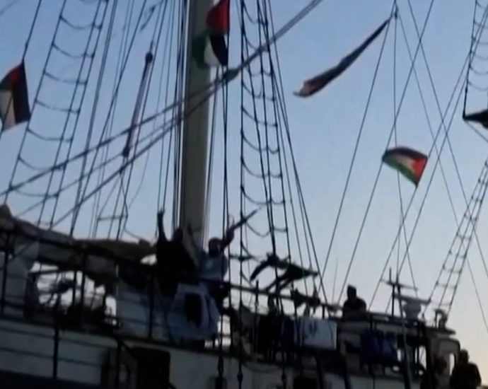 israel-intercepts-flotilla-carrying-aid-to-gaza