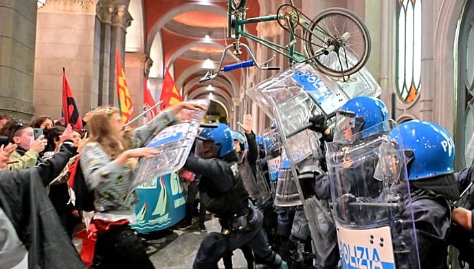 thousands-protest-in-italian-cities-after-israel-intercepts-gaza-bound-flotilla