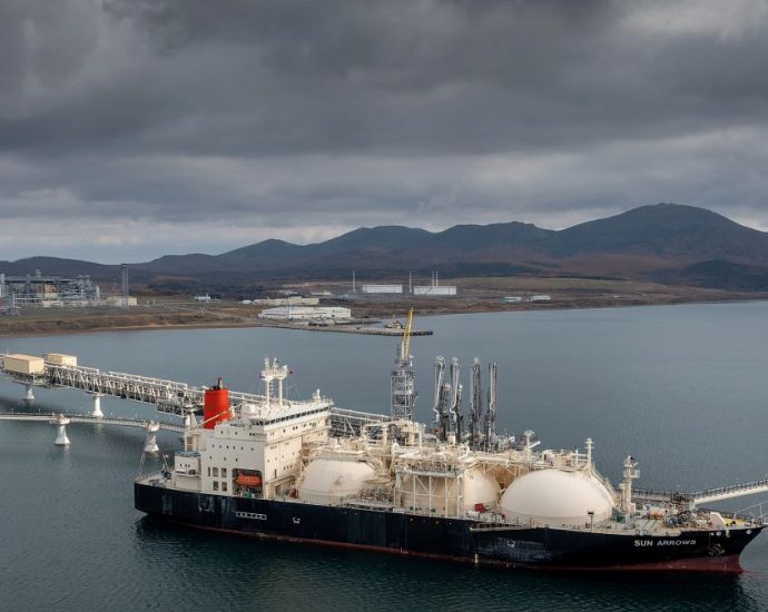 captain-of-oil-tanker-linked-to-russia’s-shadow-fleet-to-go-on-trial-in-france