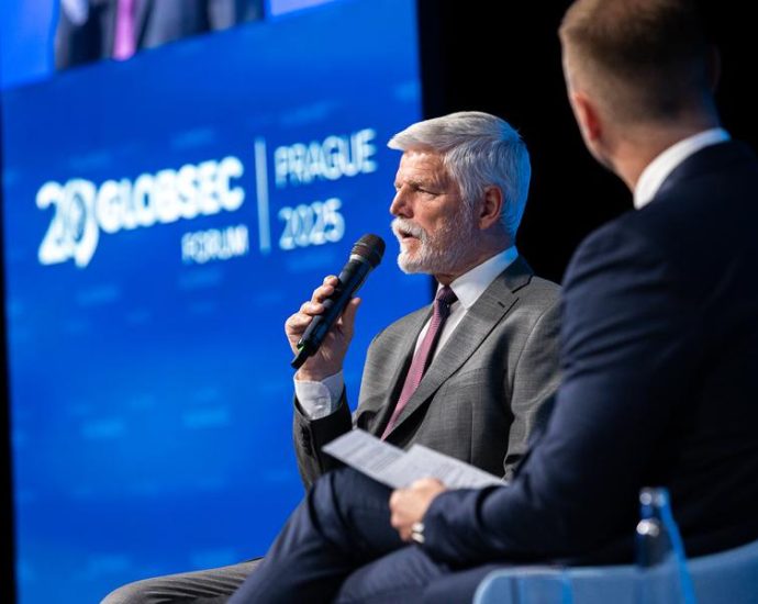 prague-gave-ukraine-15-million-shells-now-it-might-join-hungary.
