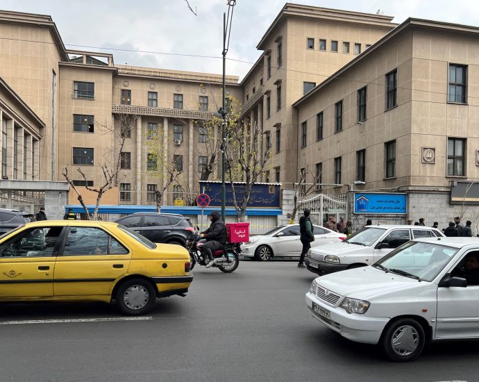 iran-executes-six-fighters-accused-of-ties-to-israel:-state-media