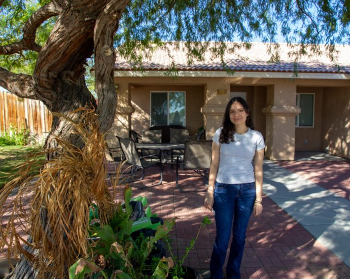 farmworkers-in-the-hottest-part-of-california-find-state-funds-to-cool-their-homes-and-save-on-energy