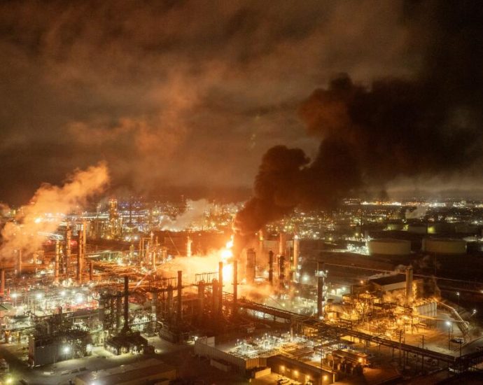 chevron’s-el-segundo-refinery-has-a-history-of-safety-and-environmental-violations