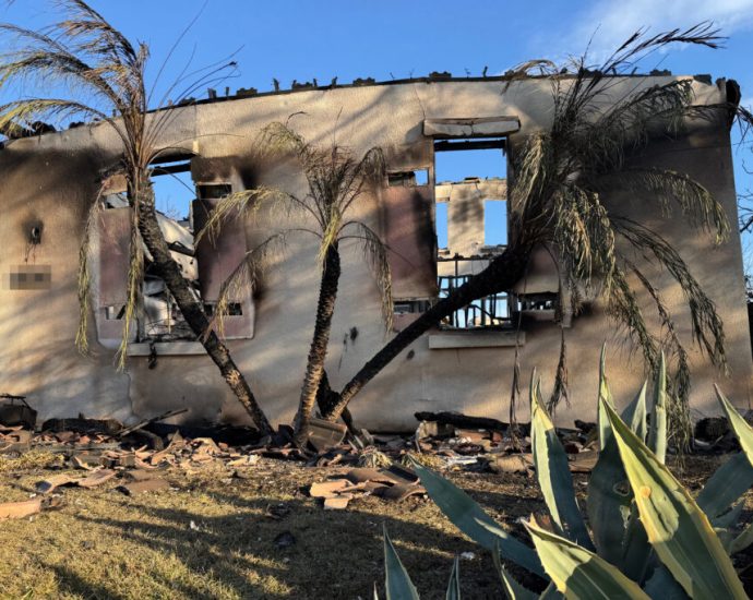 a-debate-heats-up-over-california’s-‘zone-zero’-rules-to-cut-home-losses-to-flammable-vegetation