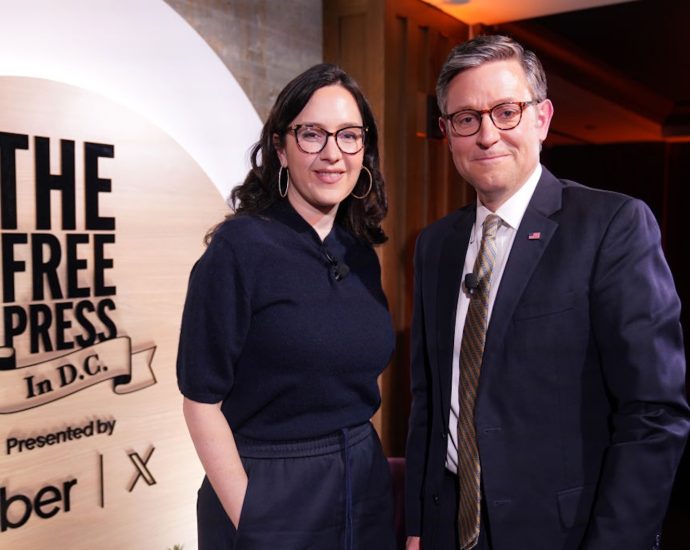 from-dan-rather-to-— bari-weiss?-how-far-cbs-news-has-fallen