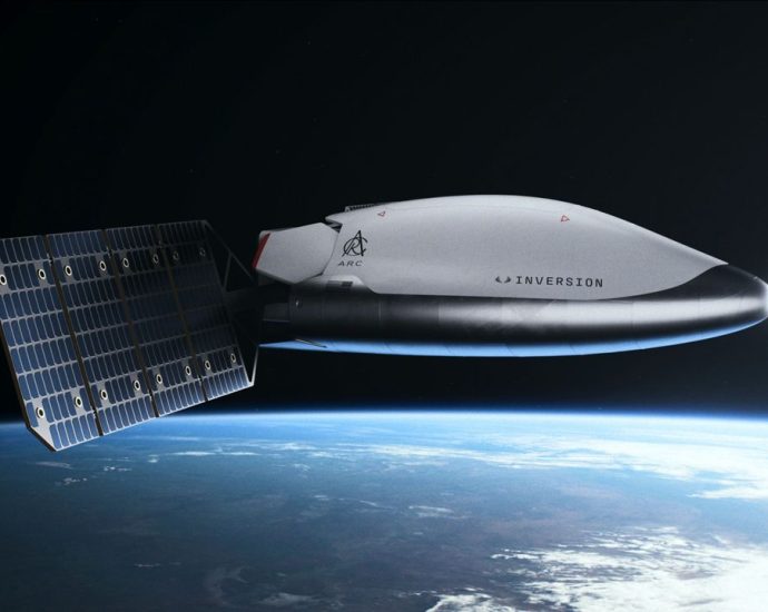 New private ‘Arc’ spacecraft aims to deliver cargo from orbit to anywhere on Earth in less than an hour (video)