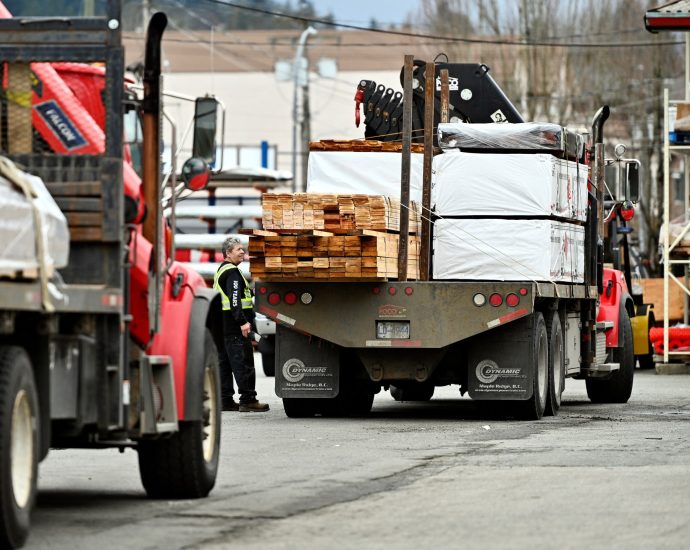 the-traitor-announces-25-percent-tariffs-on-medium-and-heavy-imported-trucks