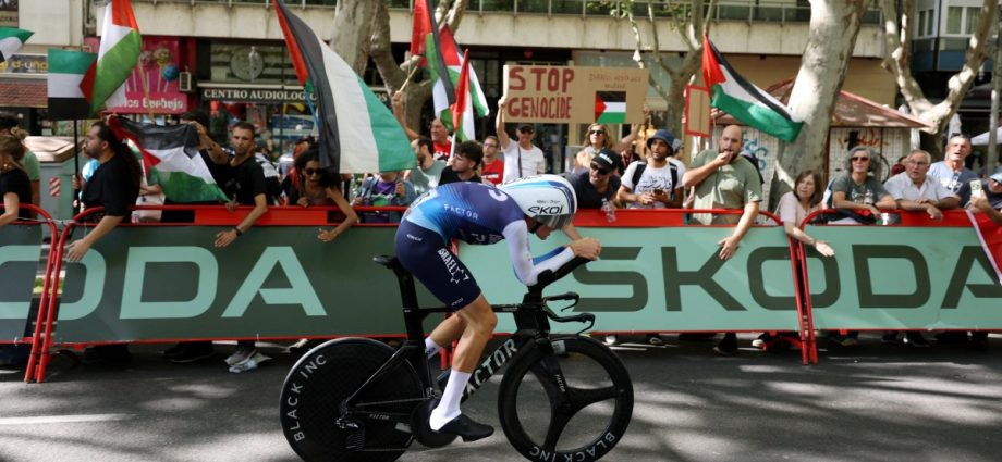 cycling-team-to-drop-israel-name-after-mass-pro-palestinian-vuelta-protests