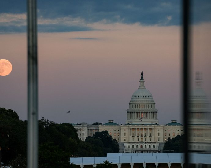 the-traitor-walks-back-offer-to-talk-to-democrats-as-government-shutdown-extends