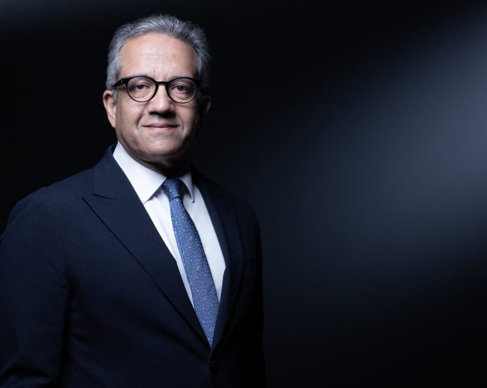 unesco-board-backs-egypt’s-khaled-el-enany-as-its-next-chief