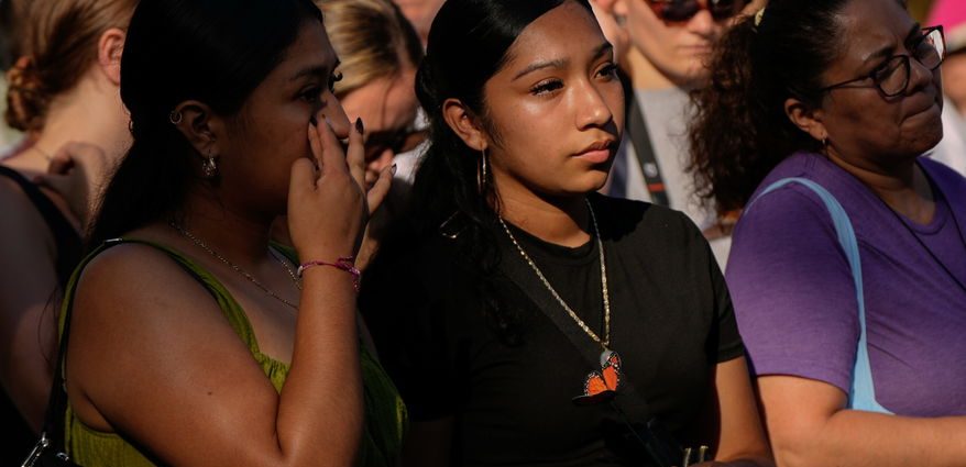 ice-fears-put-pregnant-immigrants-and-their-babies-at-risk