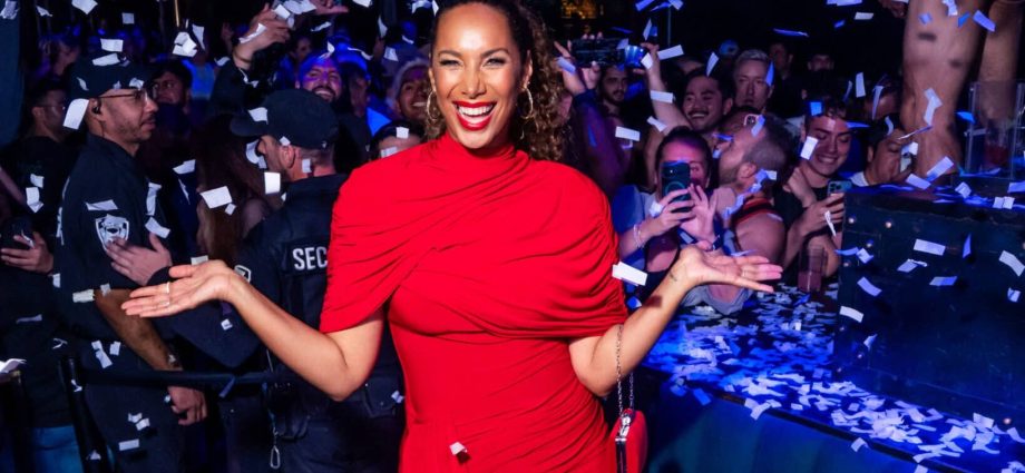 leona-lewis-dazzles-west-hollywood-fans-ahead-of-las-vegas-holiday-residency