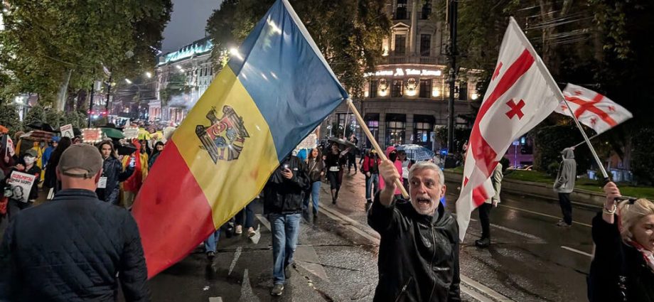 georgian-protesters-give-government-ultimatum-after-watching-moldova-defeat-russia—all-five-leaders-arrested