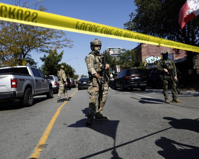 “do-something”:-cbp’s-chicago-shooting-story-contradicted-by-bodycam-footage,-attorney-claims