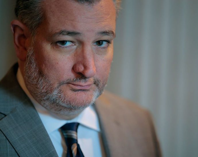 ted-cruz-targets-wikipedia-over-‘ideological-bias’