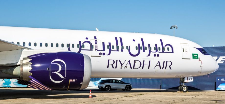 riyadh-air-unveils-luxurious-hafawa-lounge-at-king-khalid-international-airport