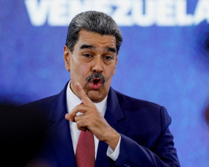 is-the-us-trying-to-topple-venezuela’s-president-nicolas-maduro?